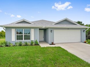 809 Jacaranda Pkwy E, Cape Coral, FL 33909