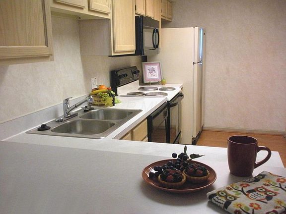 4th image of 50 Villa Pointe Dr