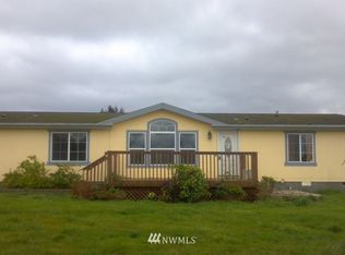 3147 N Heller Rd, Oak Harbor, WA 98277