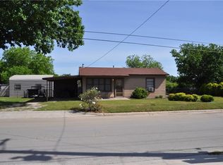 1703 Stevens St, Bridgeport, TX 76426