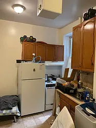 Rented by K & O Realty Associates Inc.