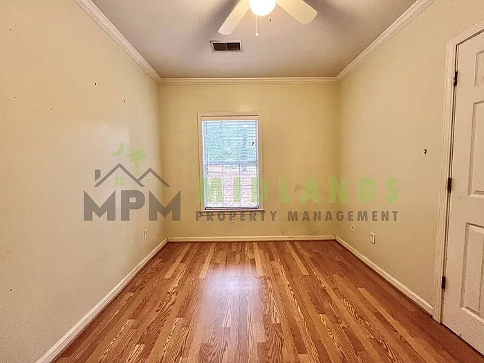 3425 Manor Ave — Photo 15