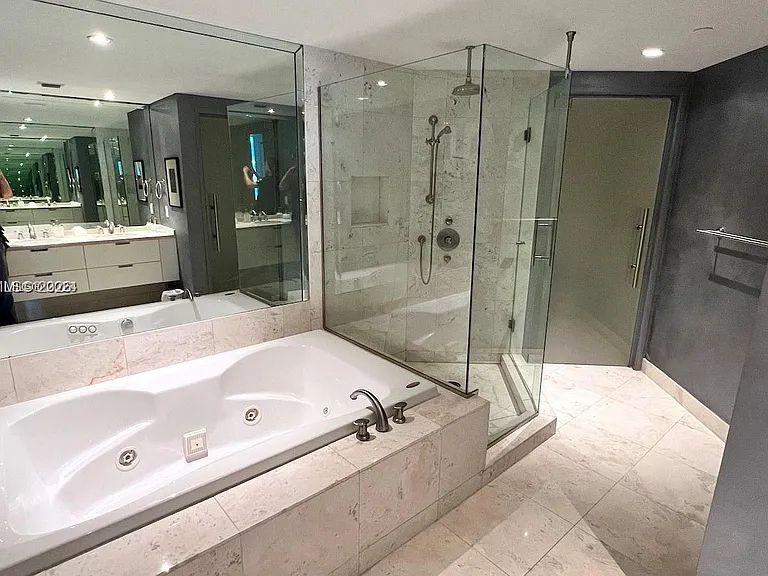 9401 Collins Ave #603 — Photo 9