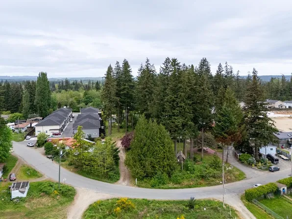 476 Old Petersen Rd, Campbell River, BC V9W 3M9