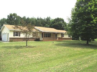 67227 Becky Ln, South Haven, MI 49090