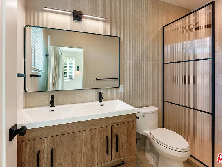 1405 N Coronado St — Photo 14