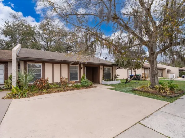 7876 Guardsmen St, Orlando, FL 32822