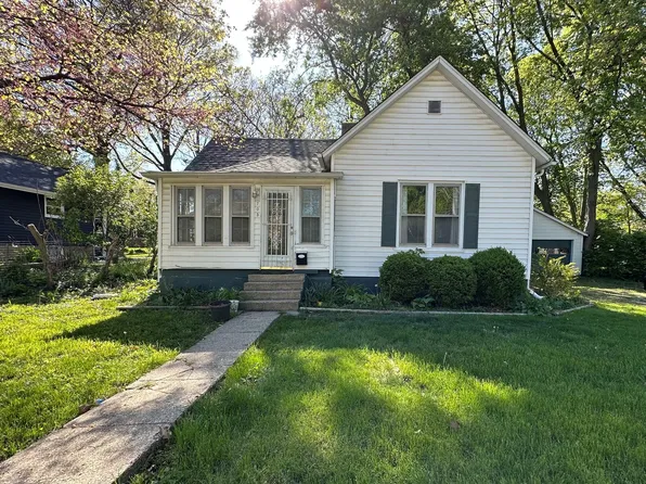 705 S Vine St, Urbana, IL 61801