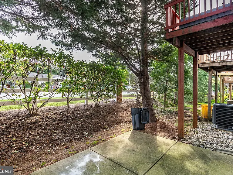 39 Harbour Heights Dr — Photo 35