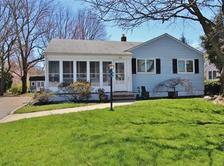 910 Houston St, South Plainfield, NJ 07080