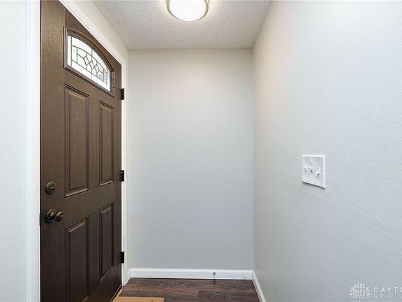 5th image of 7001 Cliffstone Dr