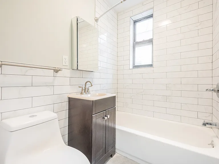 31-38 34th St #2R — Photo 6