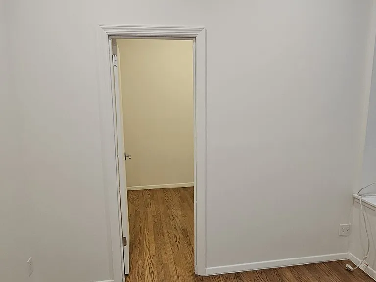 92 Grove St #14 — Photo 11