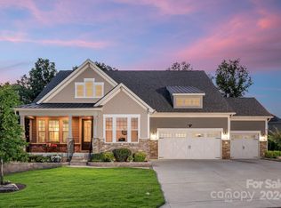 2220 Tearose Ct, Lancaster, SC 29720