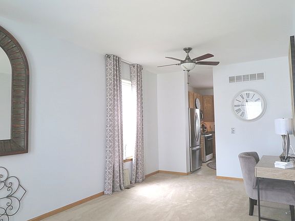 3rd image of 1906 Springside Dr