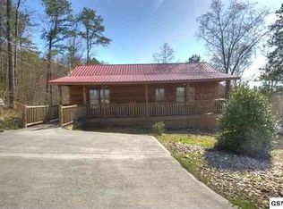 2128 Windy Ln, Sevierville, TN 37876