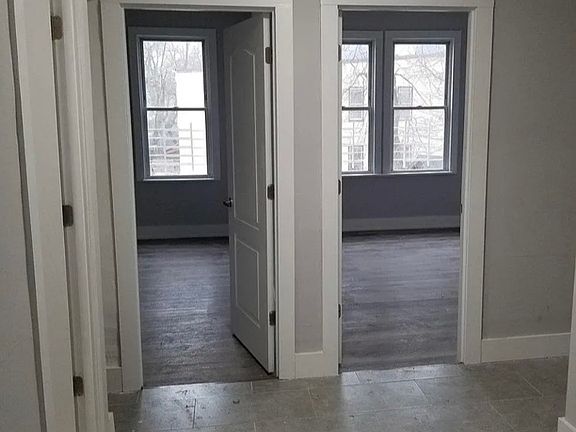 5th image of 248 Nye Ave #L1