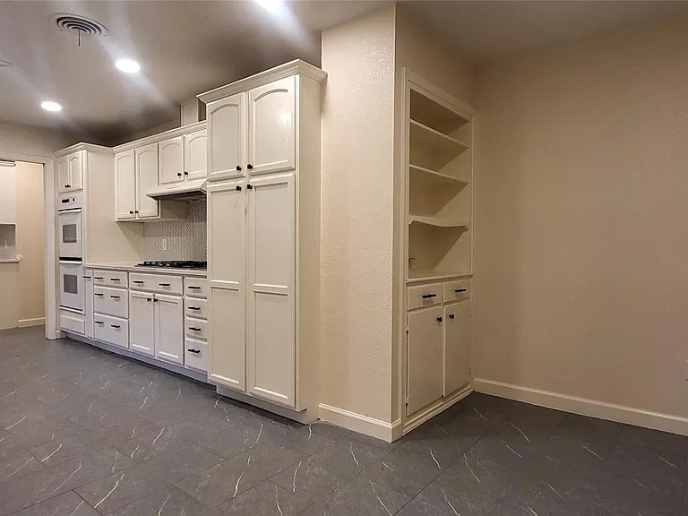 1902 Amy Dr — Photo 22