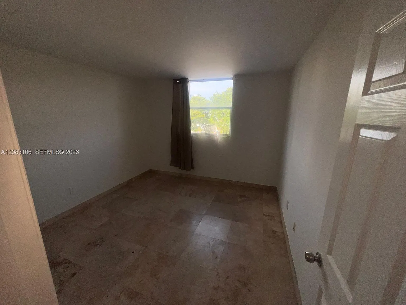 North Bay Villas Condo — Photo 4
