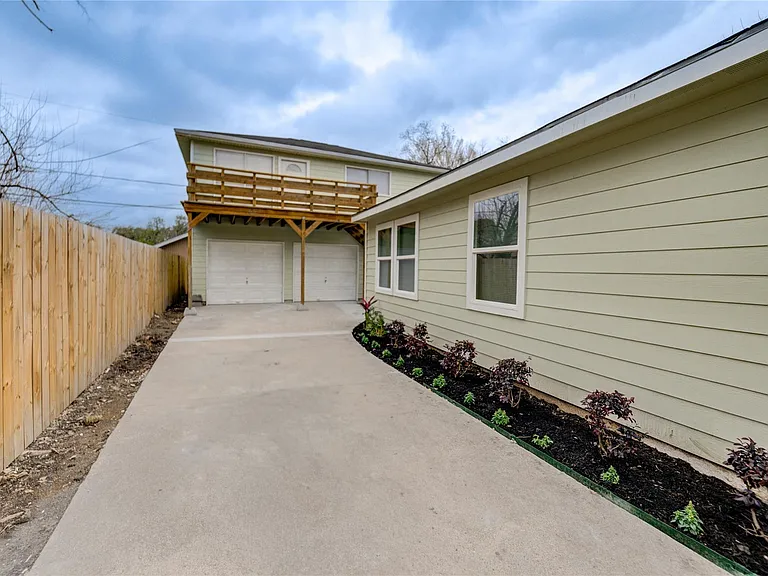 6603 1/2 Narcissus St — Photo 6