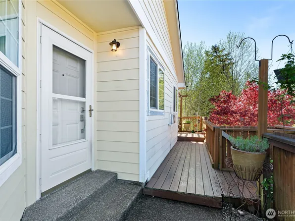 202 Brant Lane, Hoquiam, WA 98550