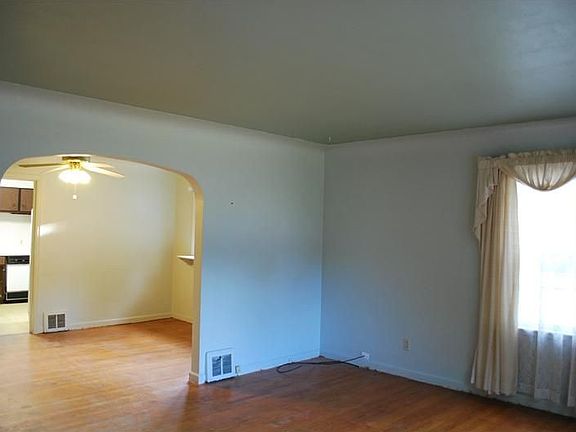 2nd image of 1226 Harvard Ave