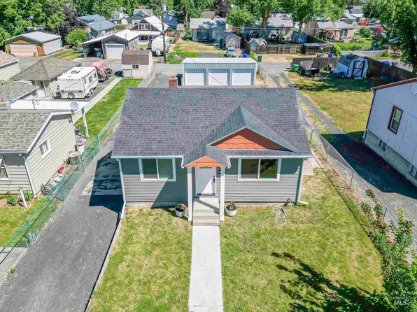1215 16th Ave, Lewiston, ID 83501