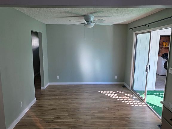 4th image of 10408 6th Ave SW #2