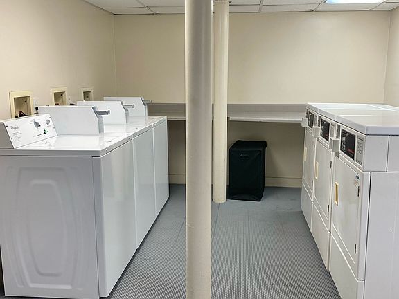 5th image of 917 Oxmoor Rd APT 201