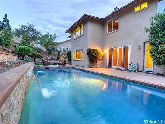 2nd image of 4105 Morningview Way