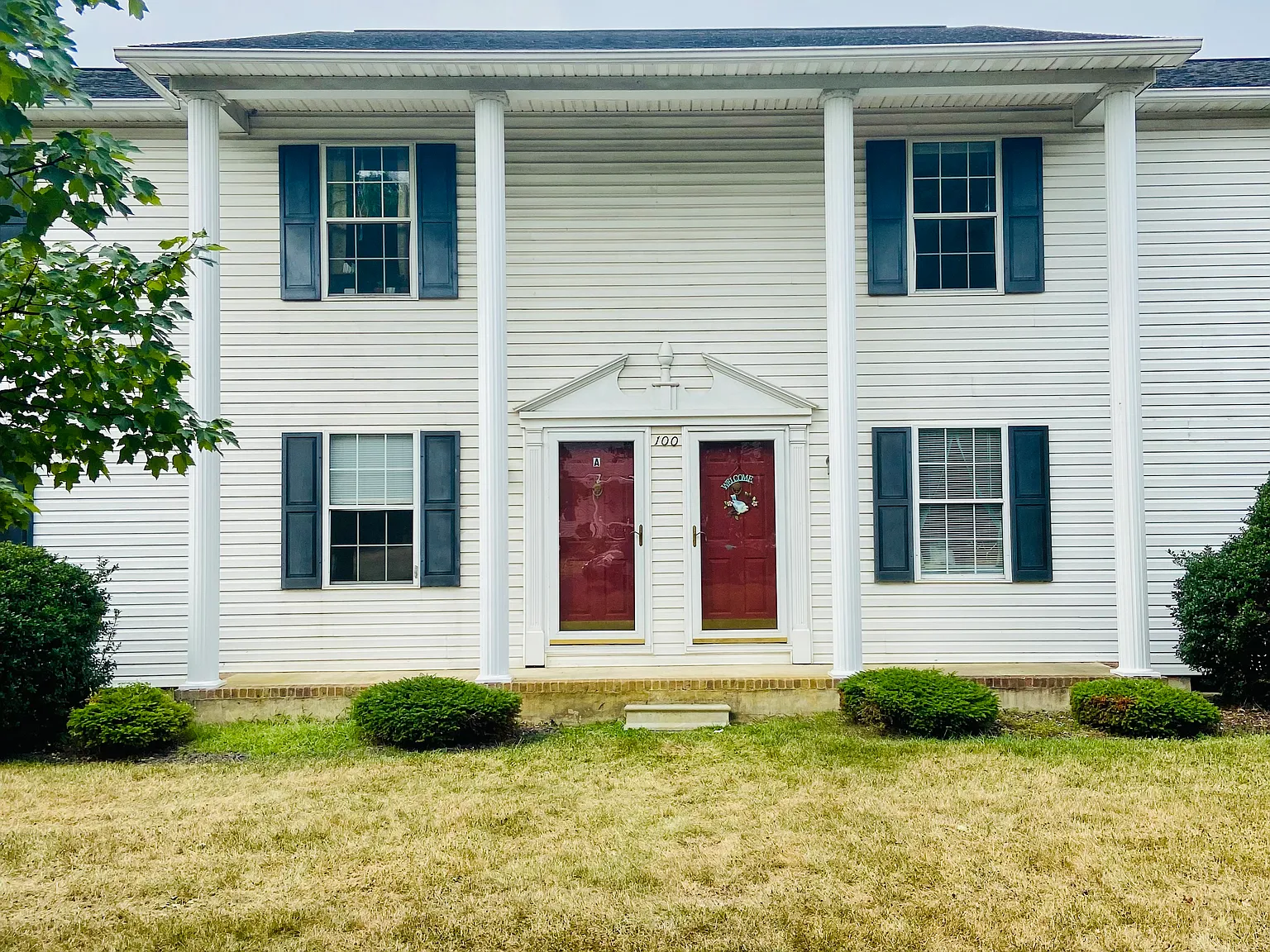 2 bed, 900 sqft, $1,150 — Photo 1
