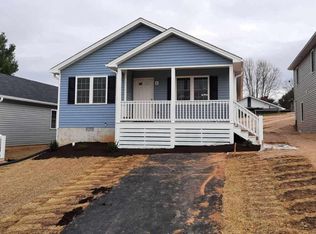 609 C St, Staunton, VA 24401