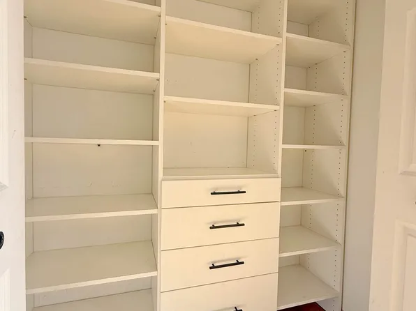 371 Madison Street image 13 of 17