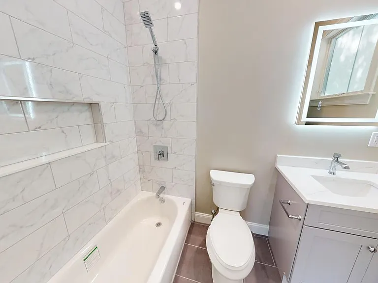 105 Hooker St #2 — Photo 24