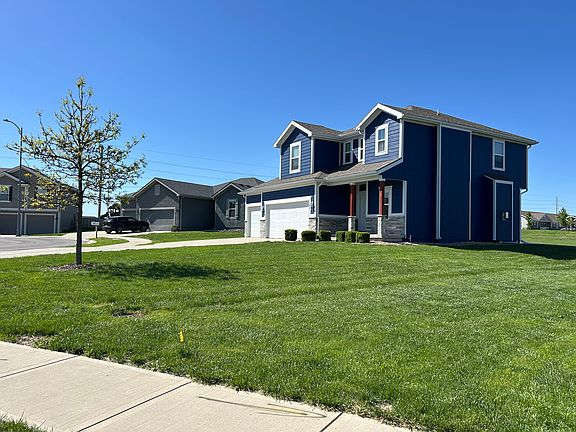 3rd image of 700 Quincy Ct