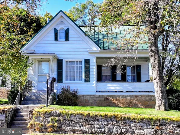 132 S Thomas St, Bedford, PA 15522