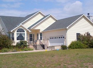 4250 Juniper Ln, Port Huron, MI 48060
