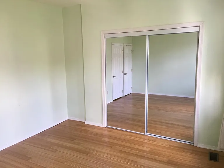 4064 Spring Garden St — Photo 10