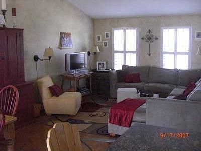 3rd image of 3274 Stadler Dr