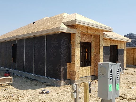 2nd image of 1833 Tron Ln