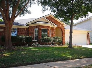 5705 Longhorn Ln, Arlington, TX 76017