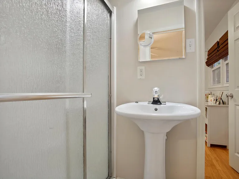 364 Westside Dr — Photo 23