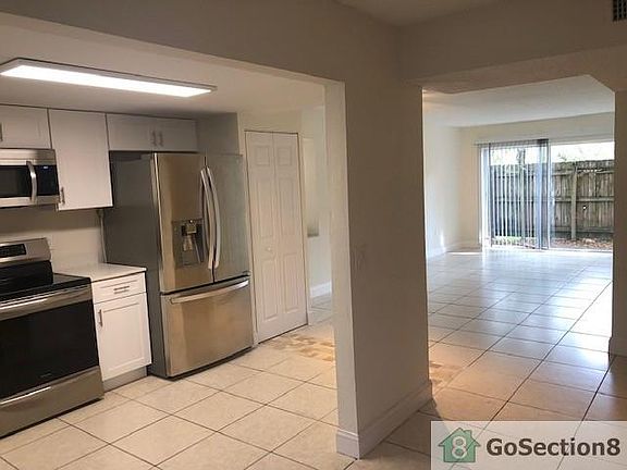 5th image of 3750 NW 115th Ave APT 1
