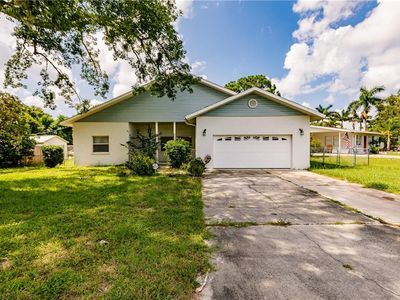 2421 33rd Avenue Dr E, Bradenton, FL, 34208