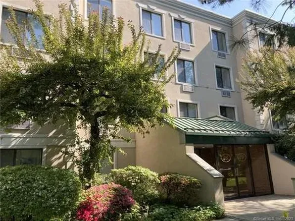 1535 E Putnam Ave, Old Greenwich, CT 06870