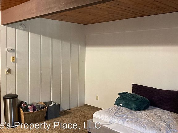 4th image of 827 N Grand Ave APT 28