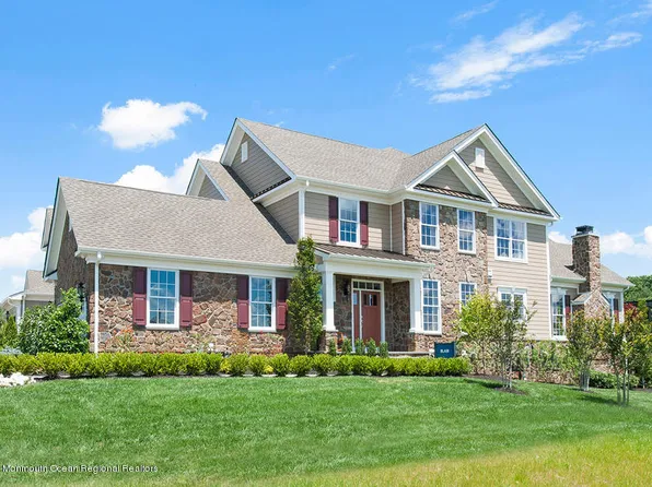 23 Stratford Ln, Holmdel, NJ 07733
