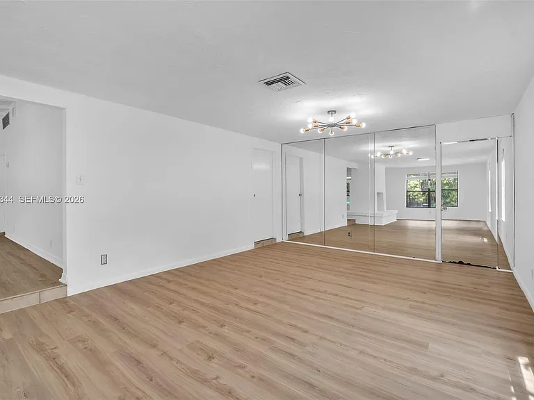 5096 SW 28th Ter — Photo 15