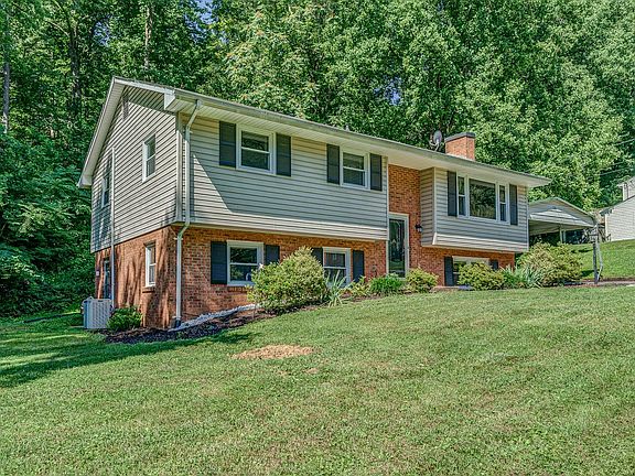 2nd image of 729 Dawnridge Ln