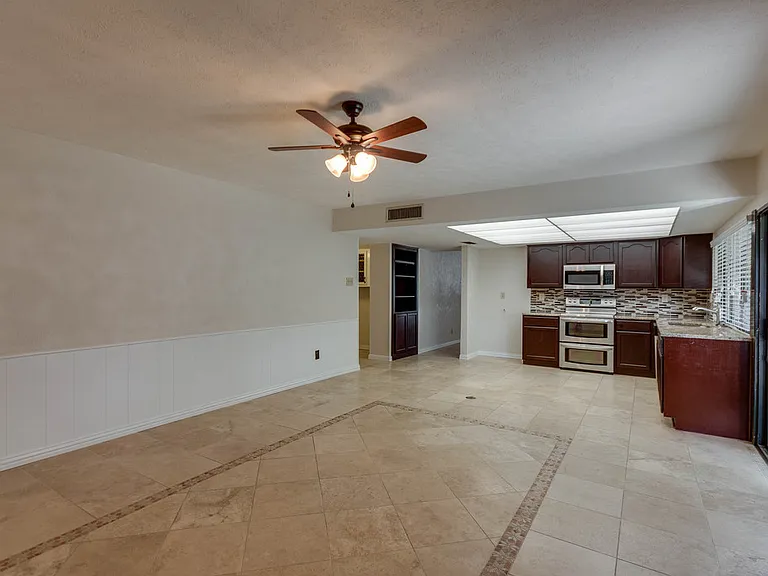 804 Forest Glen Dr — Photo 18